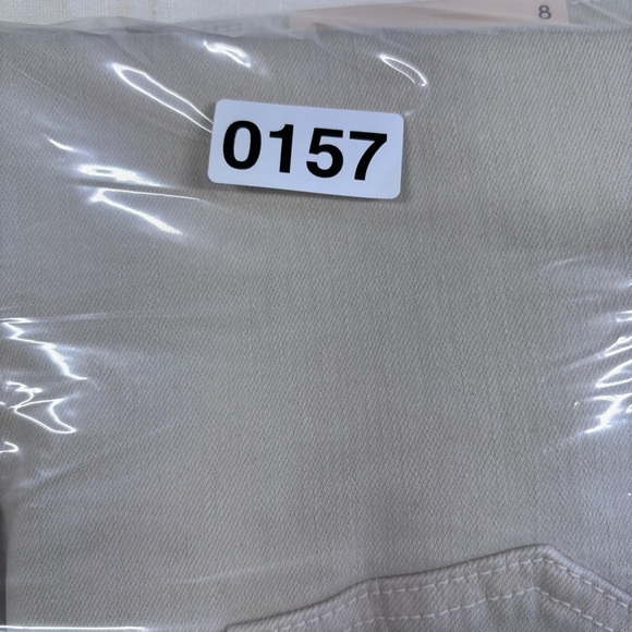 NYDJ Briella Womens 8 Short Roll Cuff 11 Feather Lift Tuck Denim Jean Casual - Picture 10 of 10